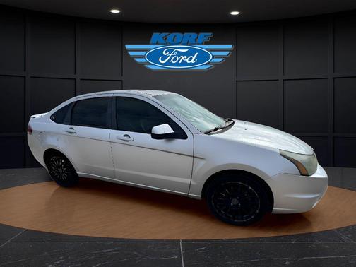 2010 Ford Focus SES
