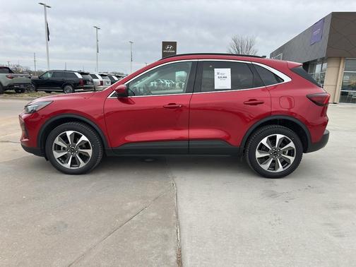 2024 Ford Escape Platinum