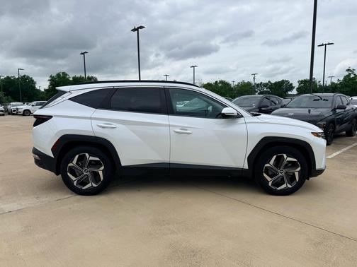 Quartz White 2022 Hyundai TUCSON SEL