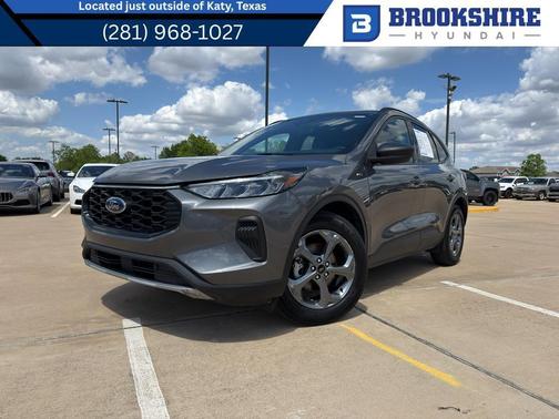 Carbonized Gray Metallic 2025 Ford Escape ST-Line