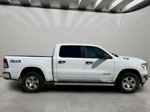 Bright White Clearcoat 2024 RAM 1500 Lone Star