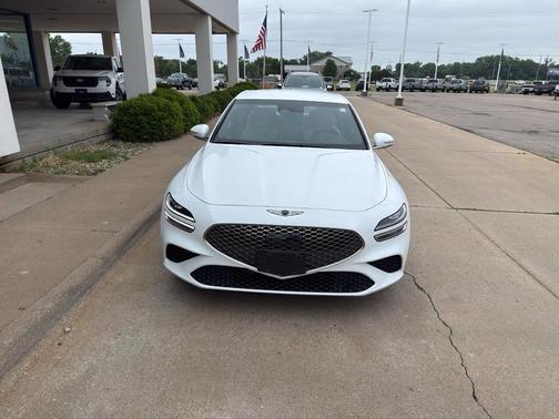 Alta White 2025 Genesis G70 2.5T RWD