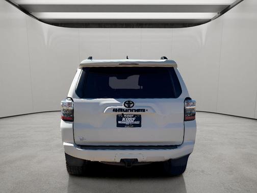 Super White 2019 Toyota 4Runner SR5