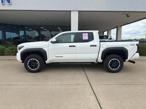 Ice Cap 2025 Toyota Tacoma TRD Off Road