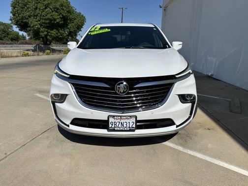 2022 Buick Enclave Essence