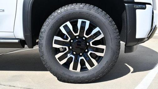 Glacier White 2026 GMC Sierra 2500 Denali Ultimate