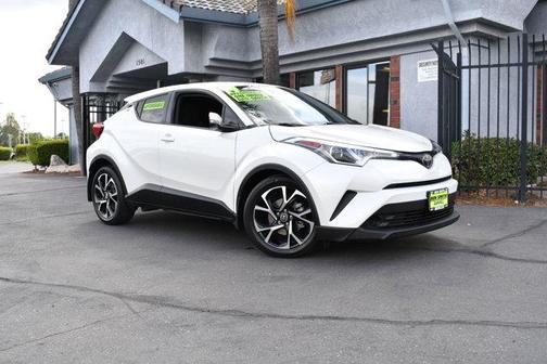 Blizzard Pearl 2019 Toyota C-HR XLE