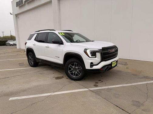2026 GMC Terrain AWD AT4