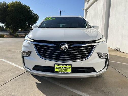 2022 Buick Enclave Essence