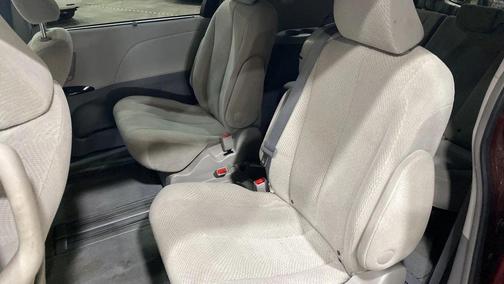 2012 Toyota Sienna LE