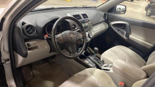 2009 Toyota RAV4 Sport