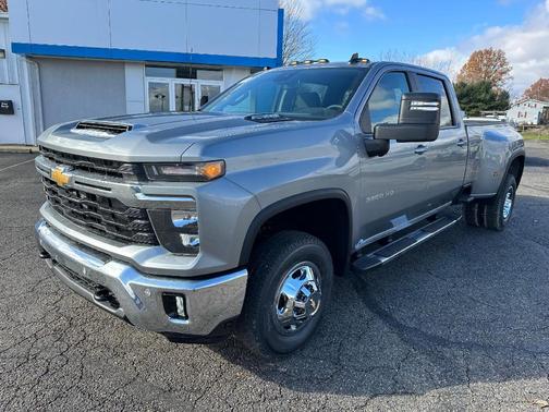 2026 Chevrolet Silverado 3500 LT
