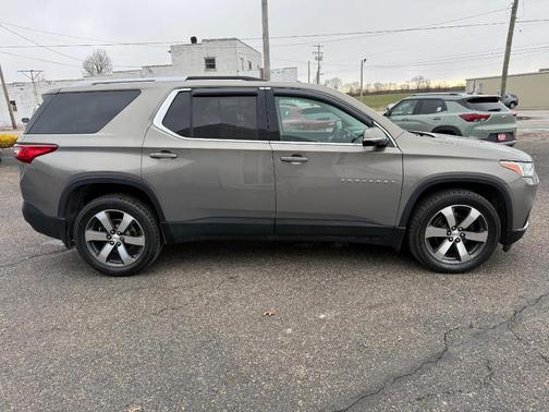 2018 Chevrolet Traverse LT Leather