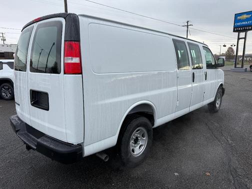 2025 Chevrolet Express 2500 Work Van