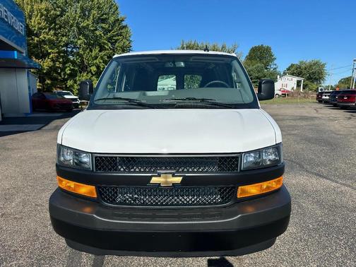 2025 Chevrolet Express 2500 Work Van