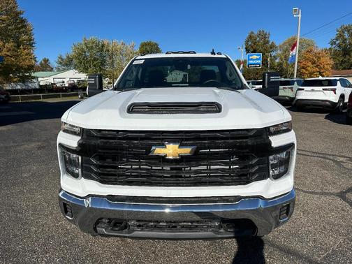 2026 Chevrolet Silverado 3500 WT