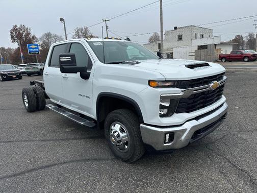 2026 Chevrolet Silverado 3500 LT
