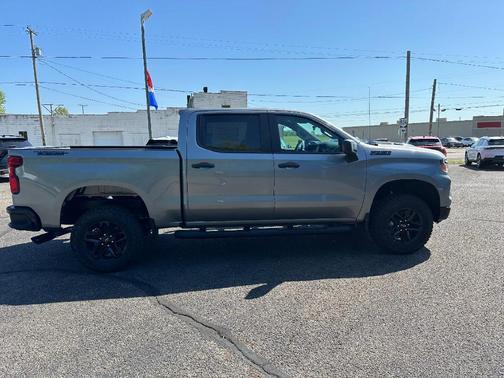 2025 Chevrolet Silverado 1500 Custom Trail Boss