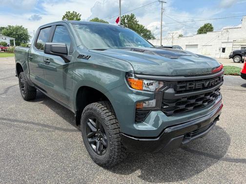 2025 Chevrolet Silverado 1500 Custom Trail Boss