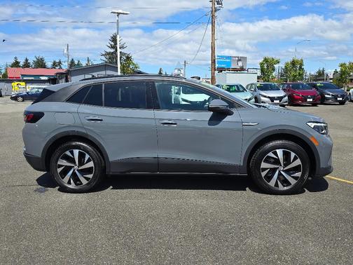 2023 Volkswagen ID.4 Pro