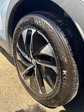 2021 Volkswagen ID.4 Pro