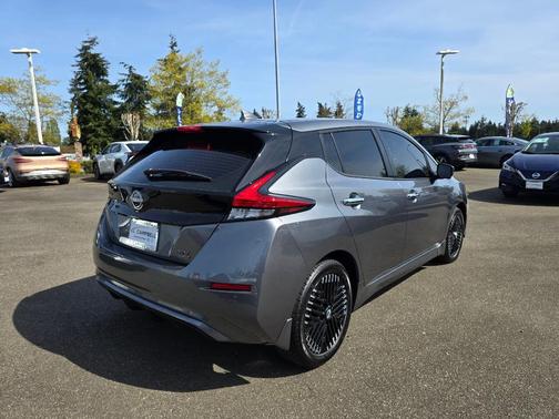 2023 Nissan Leaf SV PLUS