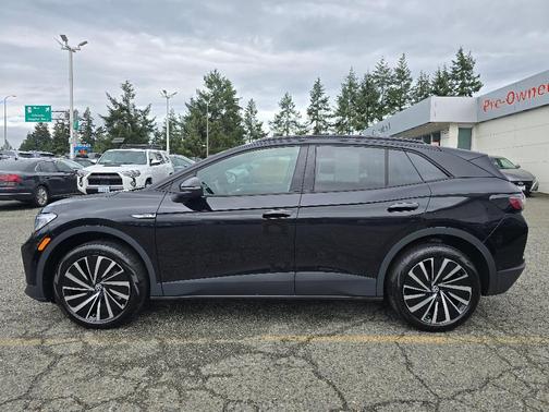 Deep Black Pearl Effect 2025 Volkswagen ID.4 Pro