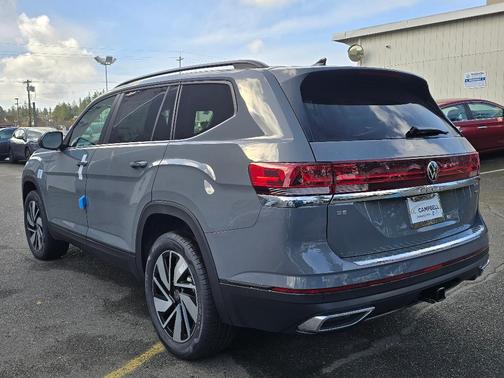 2025 Volkswagen Atlas 2.0T SE