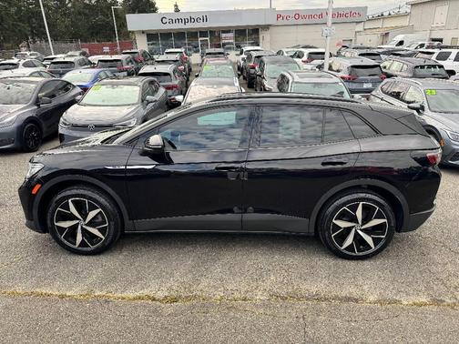 Deep Black Pearl Effect 2023 Volkswagen ID.4 Pro S