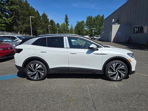 2025 Volkswagen ID.4 Pro S Plus