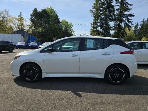 2024 Nissan Leaf SV PLUS