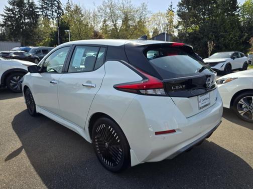 2024 Nissan Leaf SV PLUS