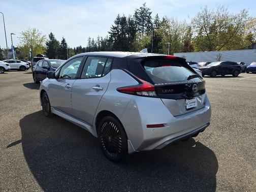 2024 Nissan Leaf SV PLUS