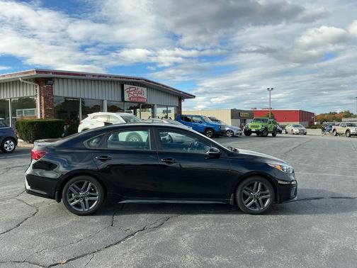 2020 Kia Forte GT-Line