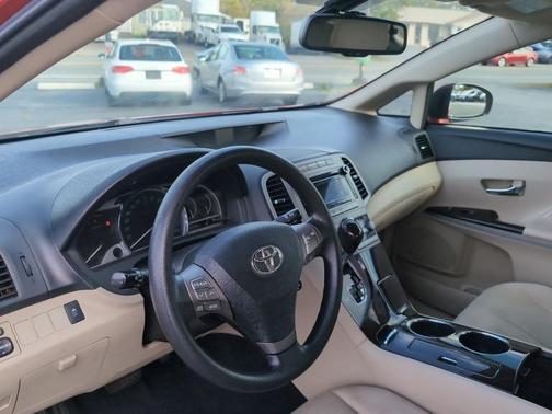 2010 Toyota Venza Base