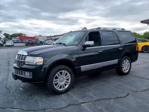 2014 Lincoln Navigator Base