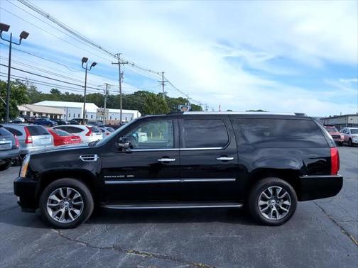 2013 Cadillac Escalade ESV Luxury