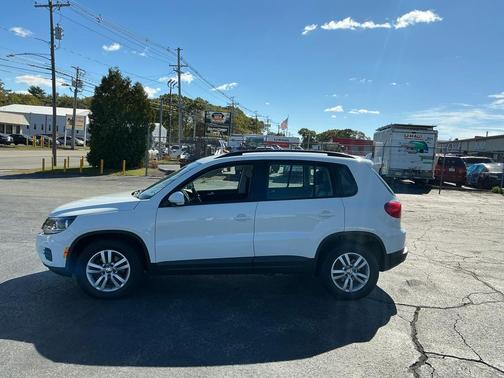 2016 Volkswagen Tiguan S
