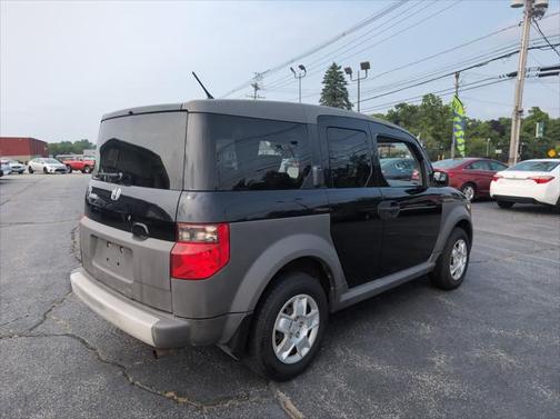 2005 Honda Element LX