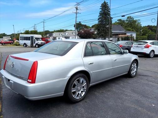 2010 Cadillac DTS Platinum Collection