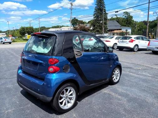 2009 smart ForTwo 2dr Cpe Passion