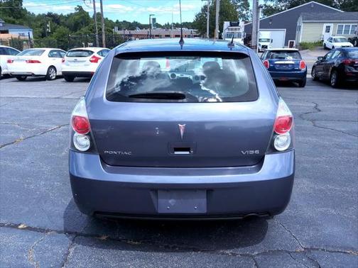 2009 Pontiac Vibe Base