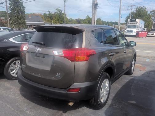 2015 Toyota RAV4 LE