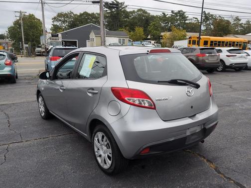 2011 Mazda Mazda2 Sport