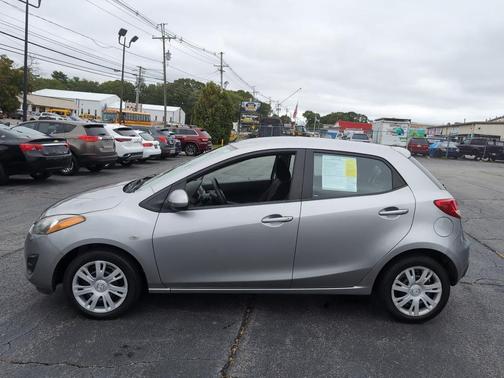 2011 Mazda Mazda2 Sport