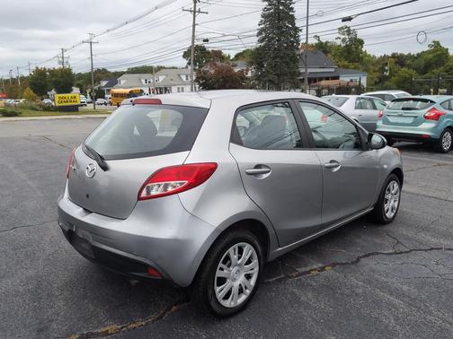 2011 Mazda Mazda2 Sport