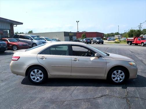 2010 Toyota Camry LE