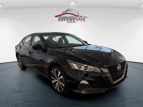 2021 Nissan Altima SR FWD
