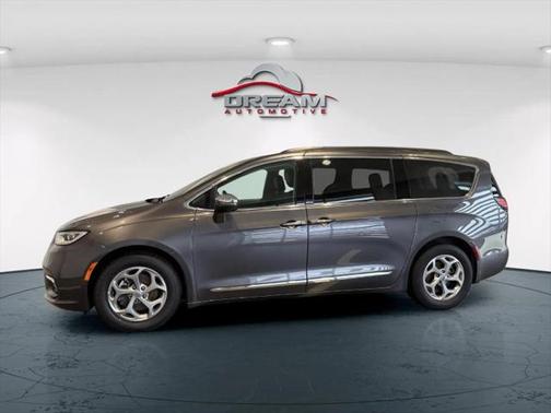 2022 Chrysler Pacifica Limited