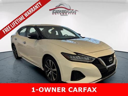 Pearl White Tricoat 2023 Nissan Maxima SV Xtronic CVT